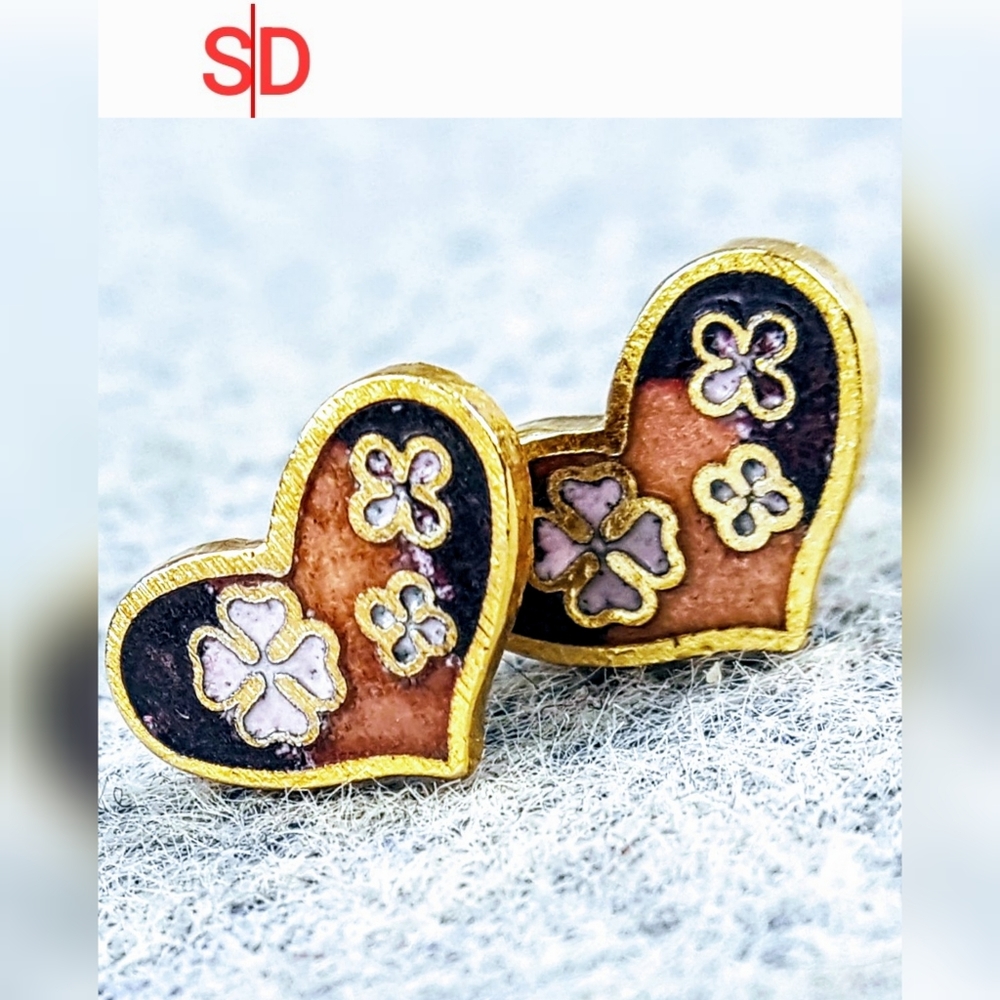 Solid Brass Cloissone (Enamel) Heart Shaped Stud Earring